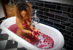 rose-bath